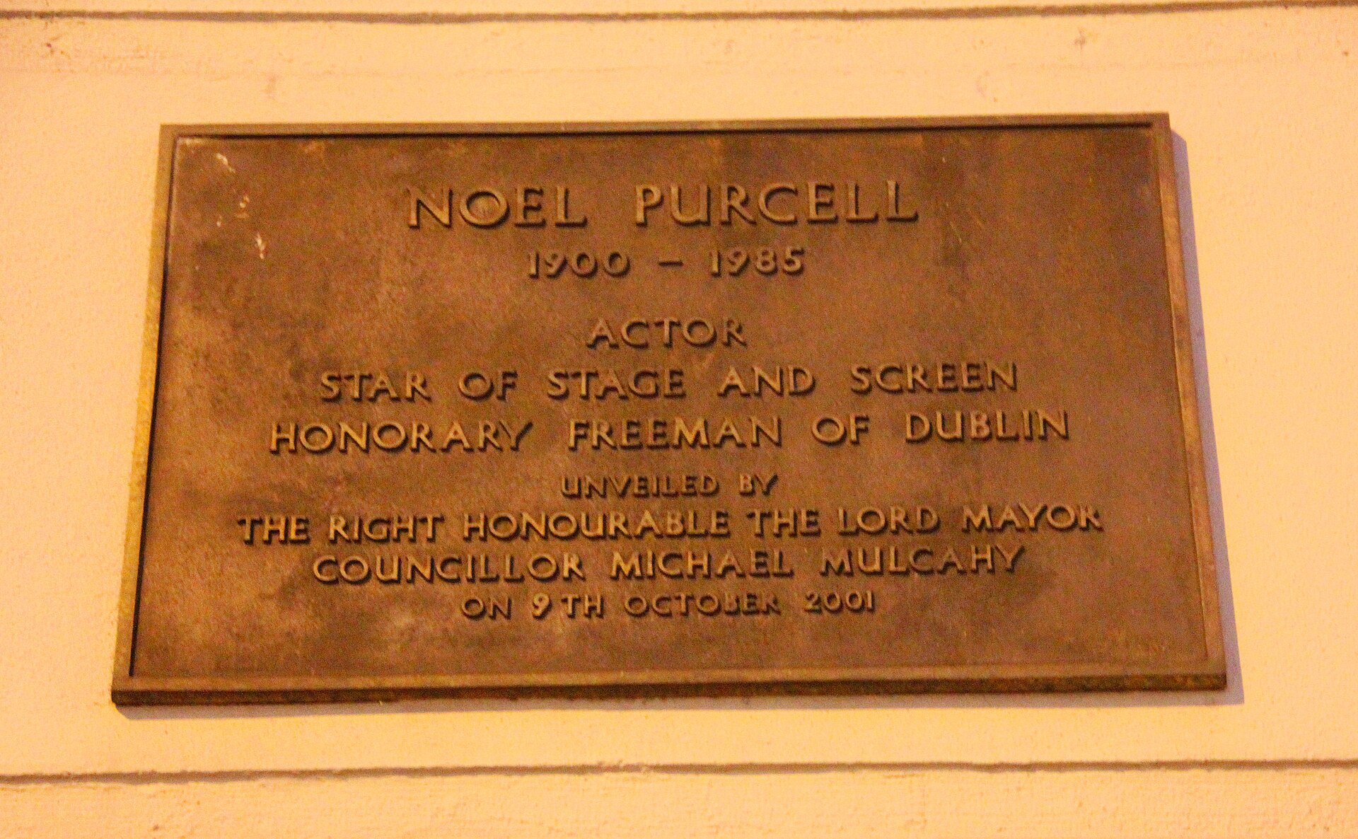 Imagem de referência de Noel Purcell, descrito nos dados abertos como campeão olímpico, ex-jogador de polo aquático e rugby irlandês