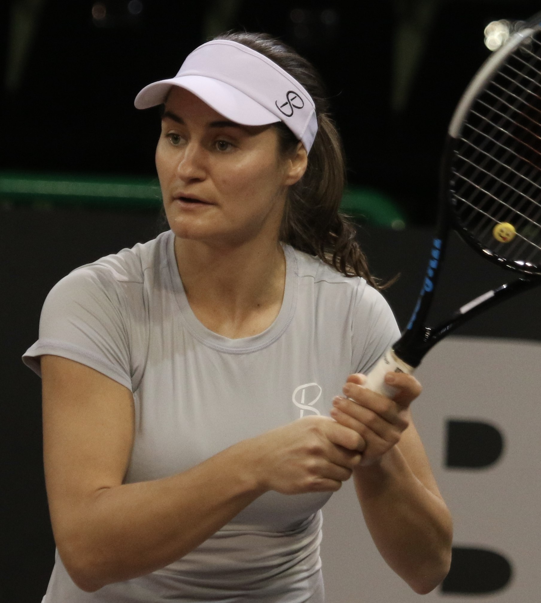 Imagem de referência de Monica Niculescu, descrito nos dados abertos como tenista romena