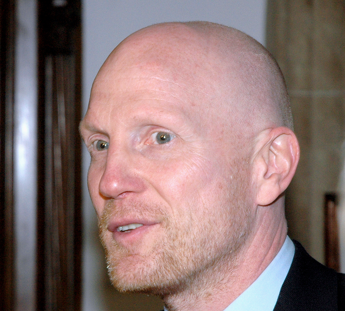 Imagem de referência de Matthias Sammer, descrito nos dados abertos como futebolista alemão