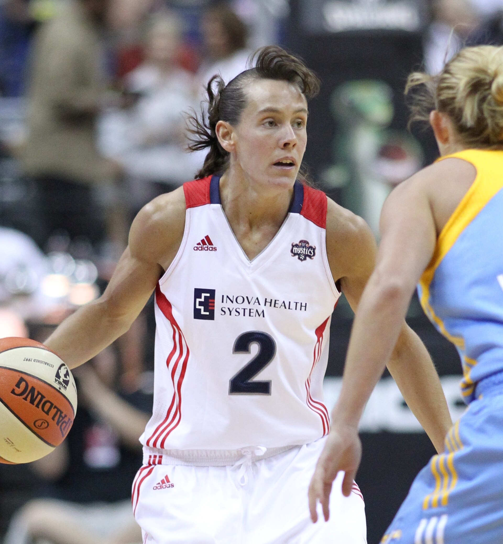 Imagem de referência de Kelly Miller, descrito nos dados abertos como jogadora de basquetebol norte-americana