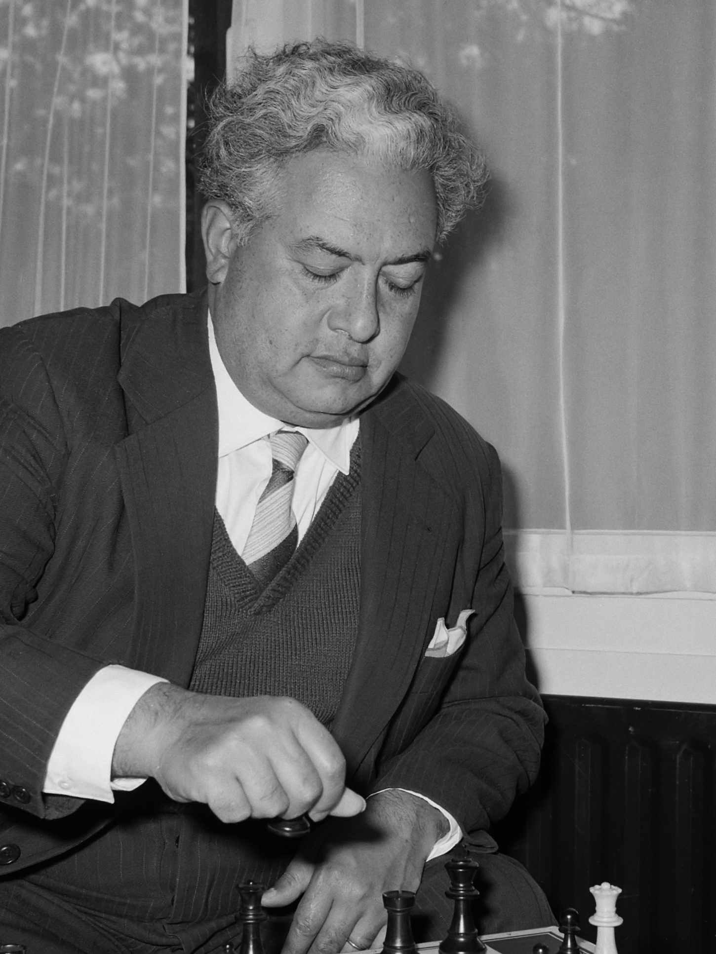 Imagem de referência de Carlos Enrique Guimard, descrito nos dados abertos como jogador de xadrez da Argentina