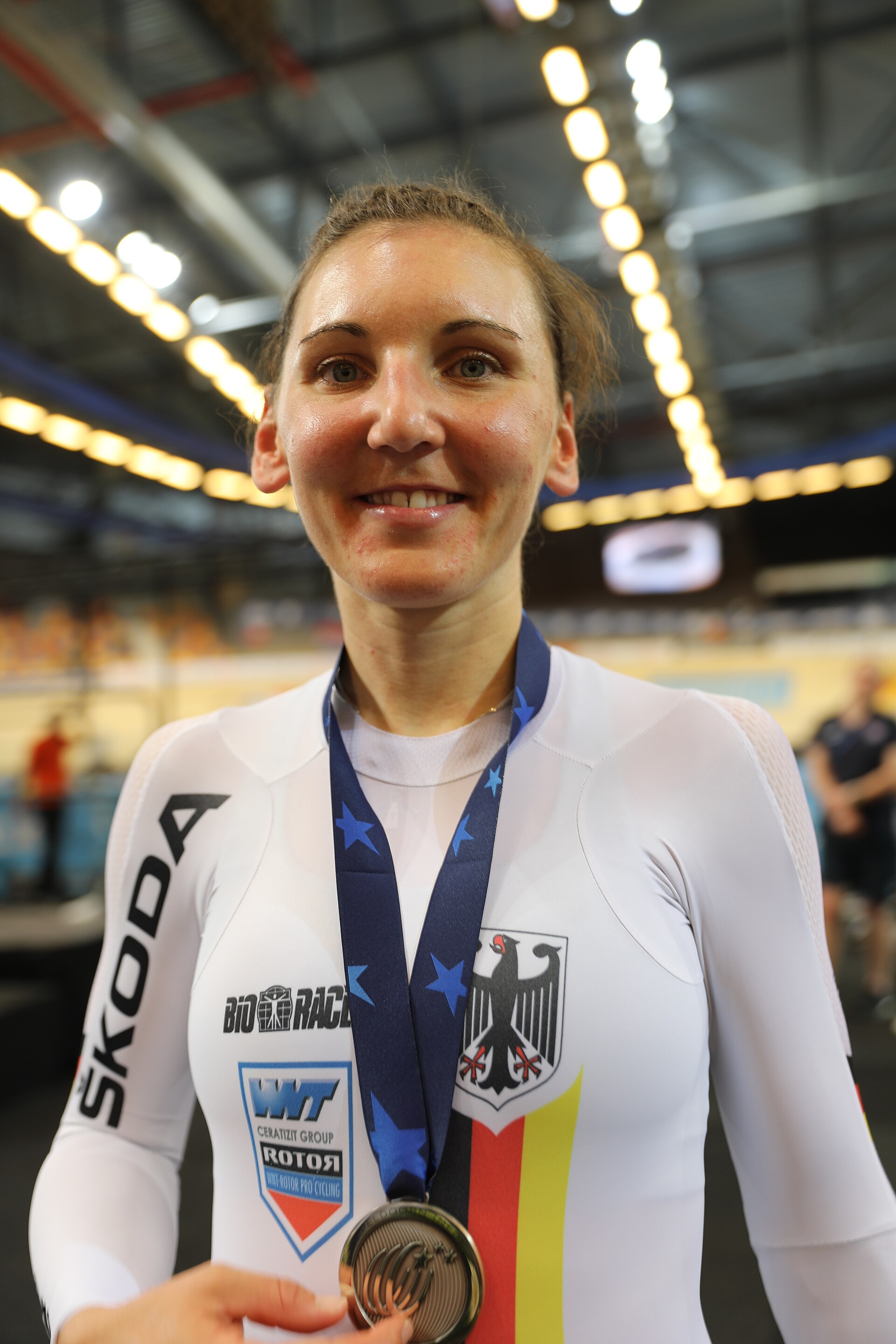 Imagem de referência de Lisa Brennauer, descrito nos dados abertos como ciclista alemã