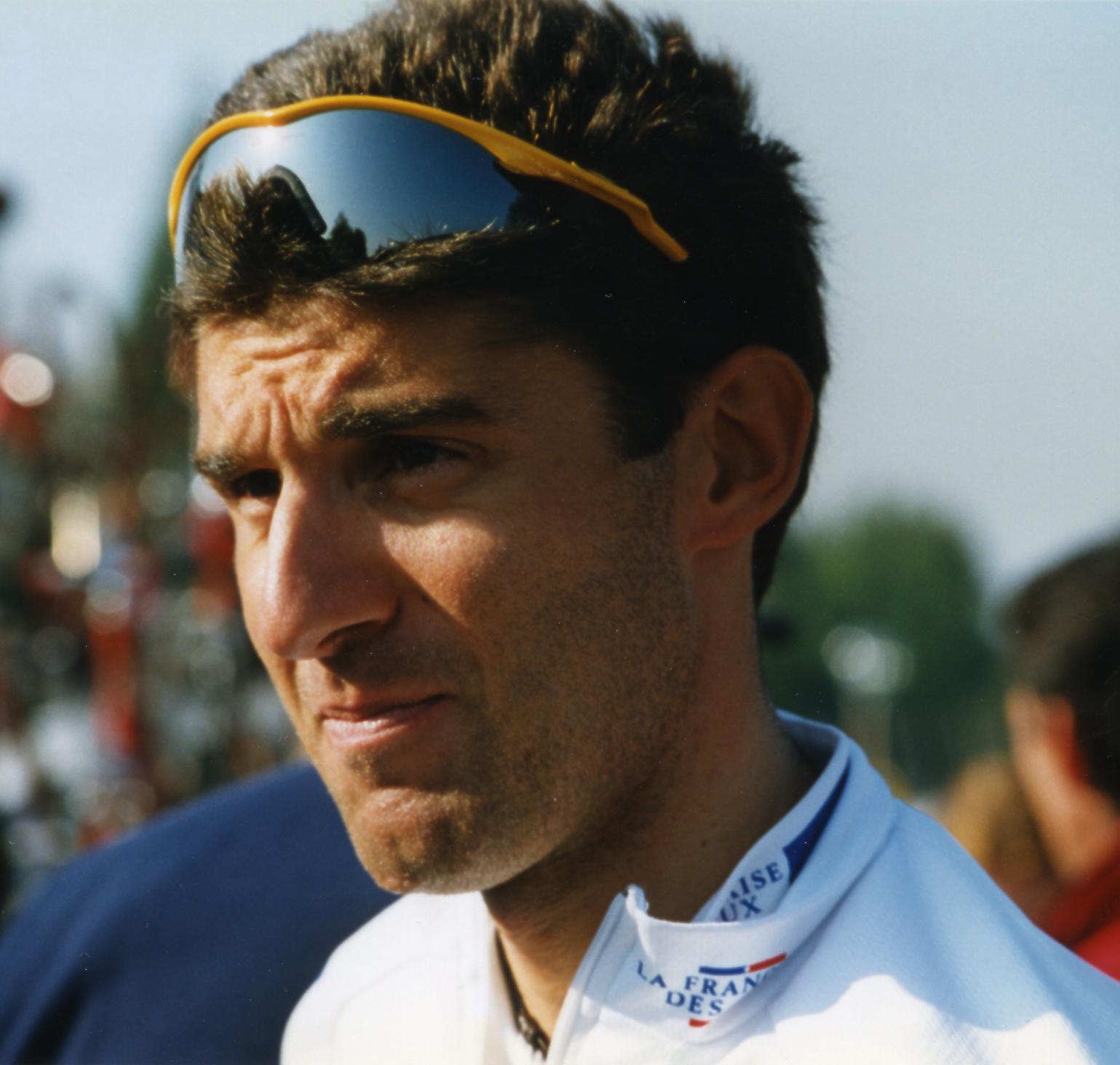 Imagem de referência de Andrea Peron, descrito nos dados abertos como ciclista italiano, nascido em 1971
