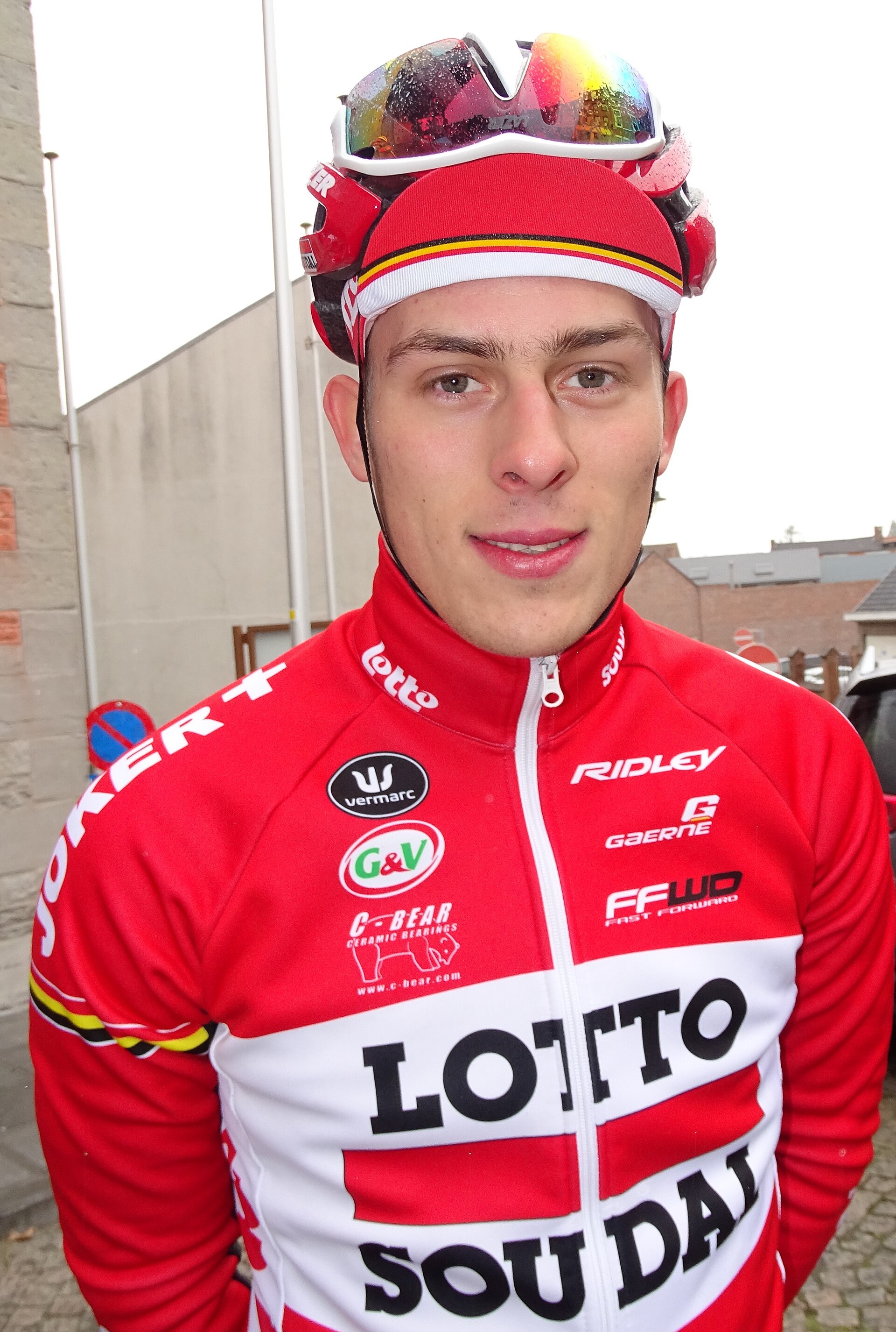 Imagem de referência de Enzo Wouters, descrito nos dados abertos como ciclista belga