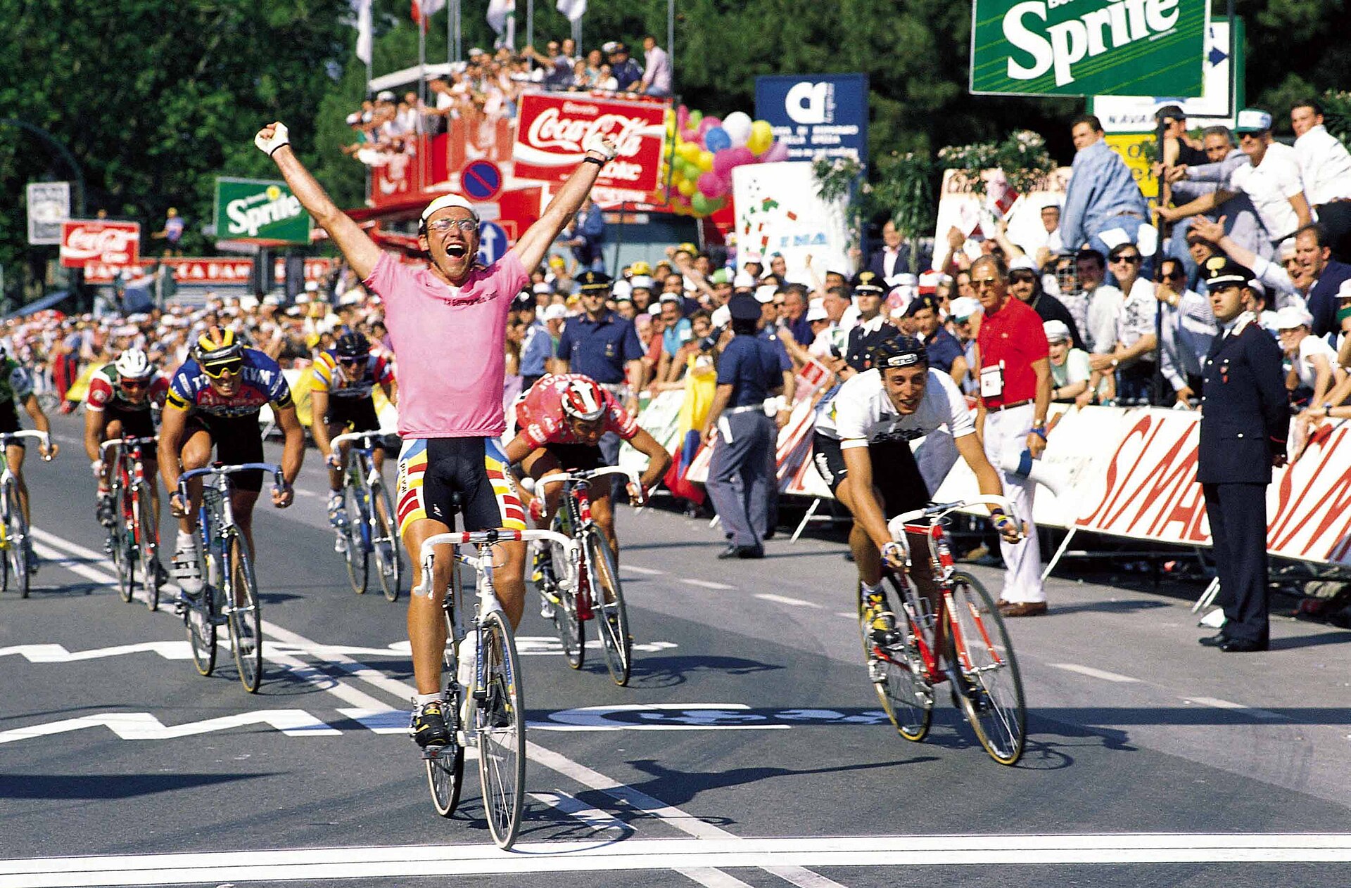 Imagem de referência de Laurent Fignon, descrito nos dados abertos como ciclista francês