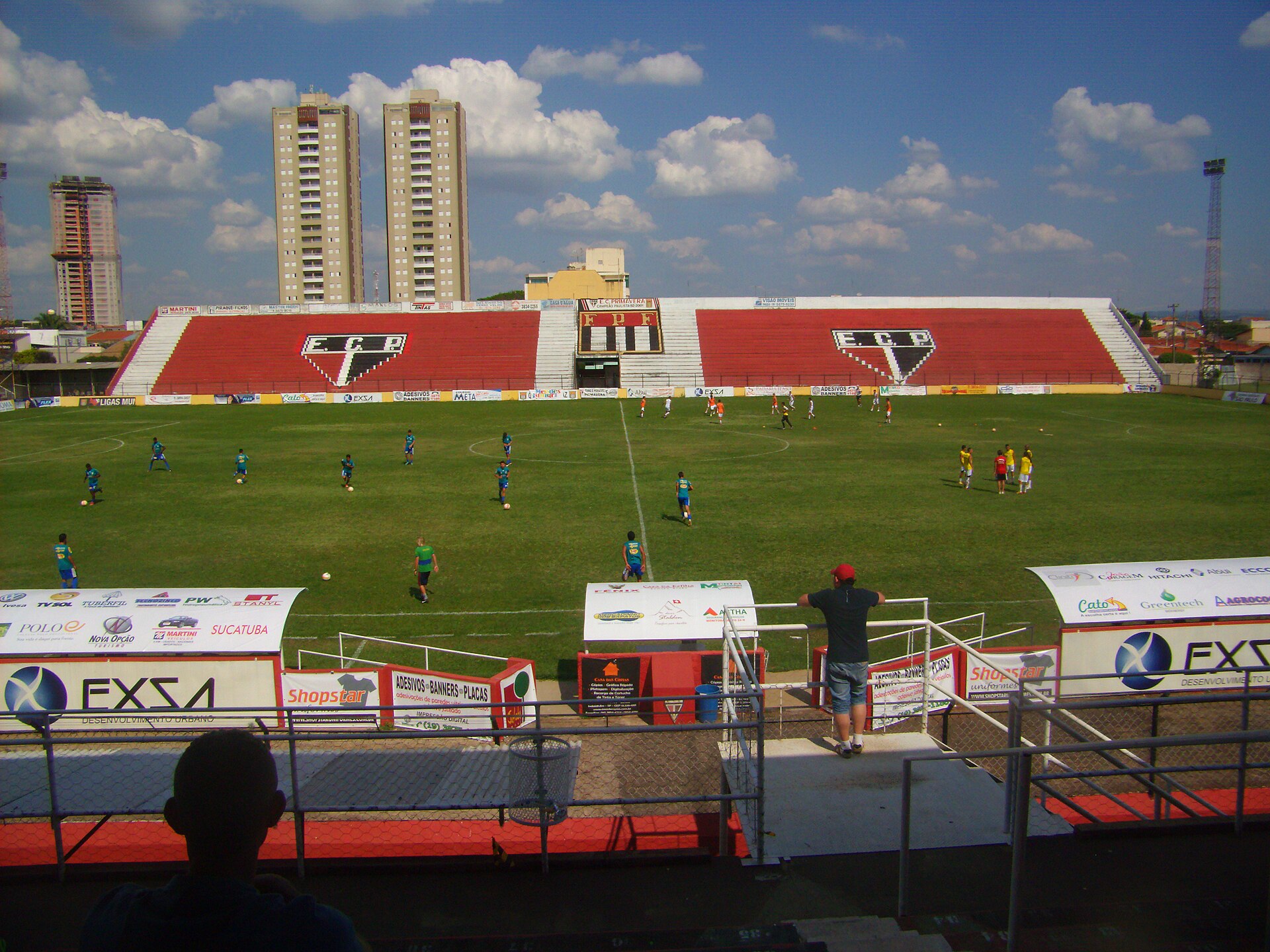 Imagem de referência de Estádio Ítalo Mário Limongi, descrito nos dados abertos como estádio de futebol no Brasil