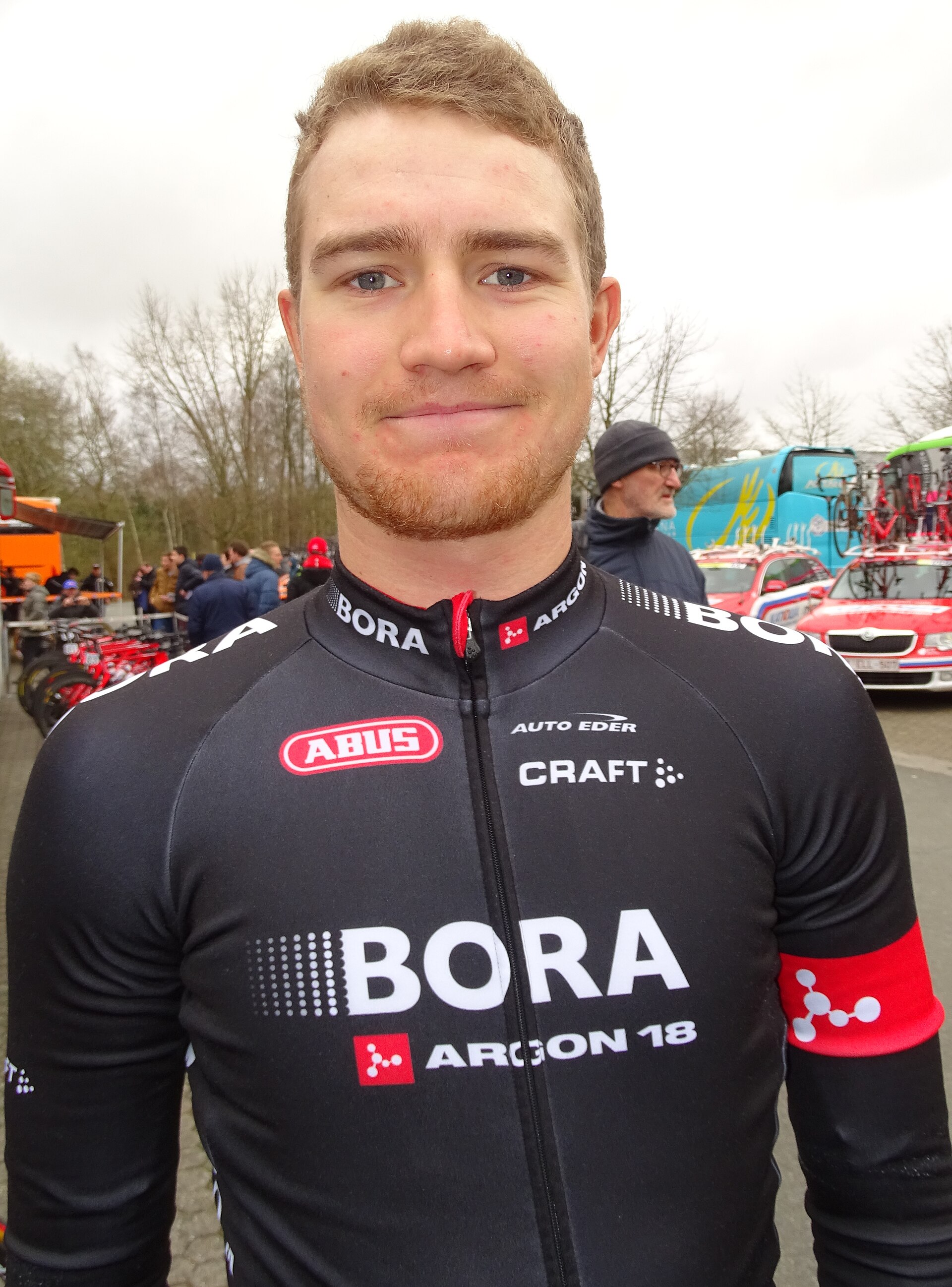 Imagem de referência de Scott Thwaites, descrito nos dados abertos como ciclista britânico