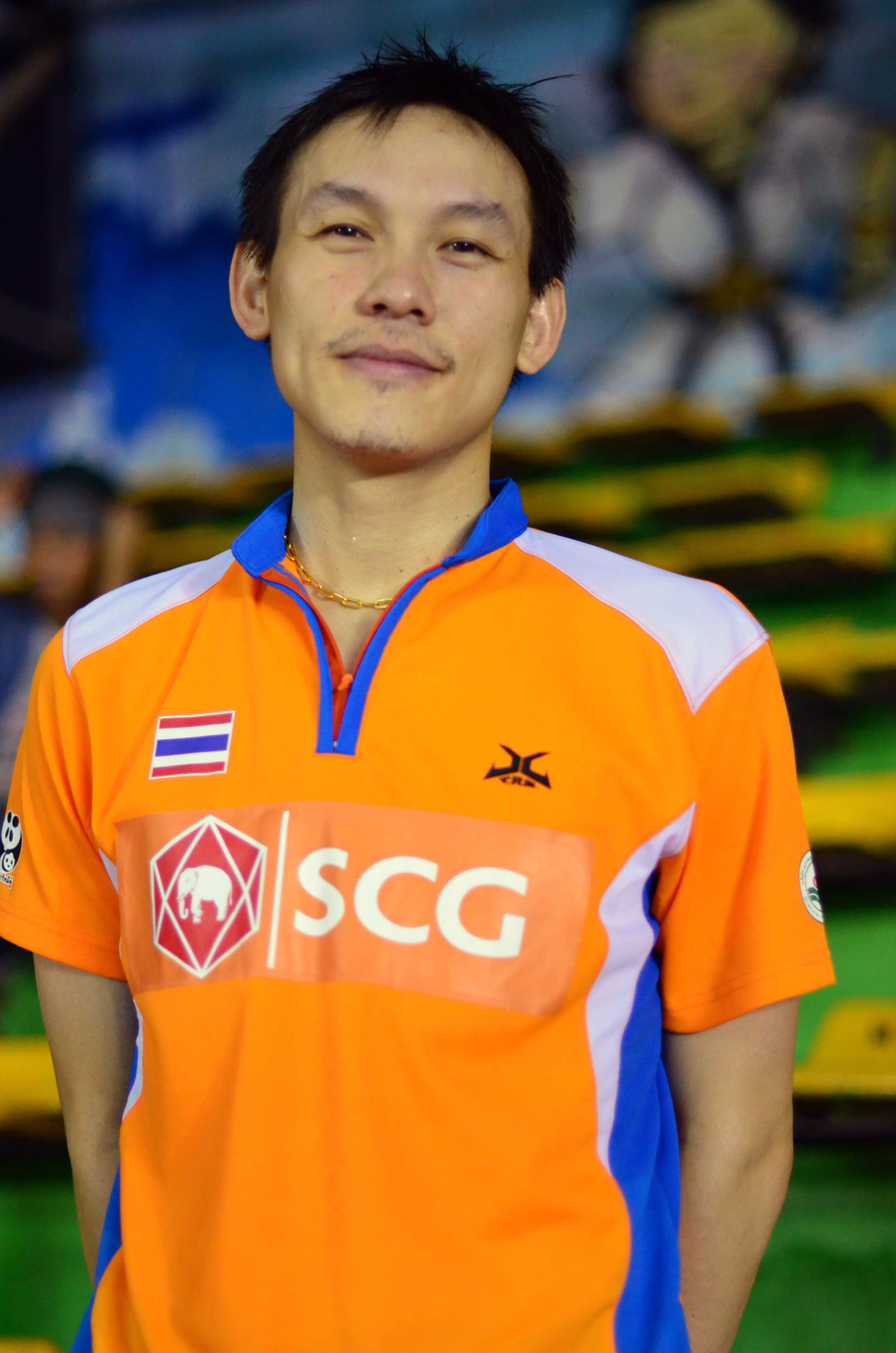 Imagem de referência de Sudket Prapakamol, descrito nos dados abertos como jogador de badminton tailandês