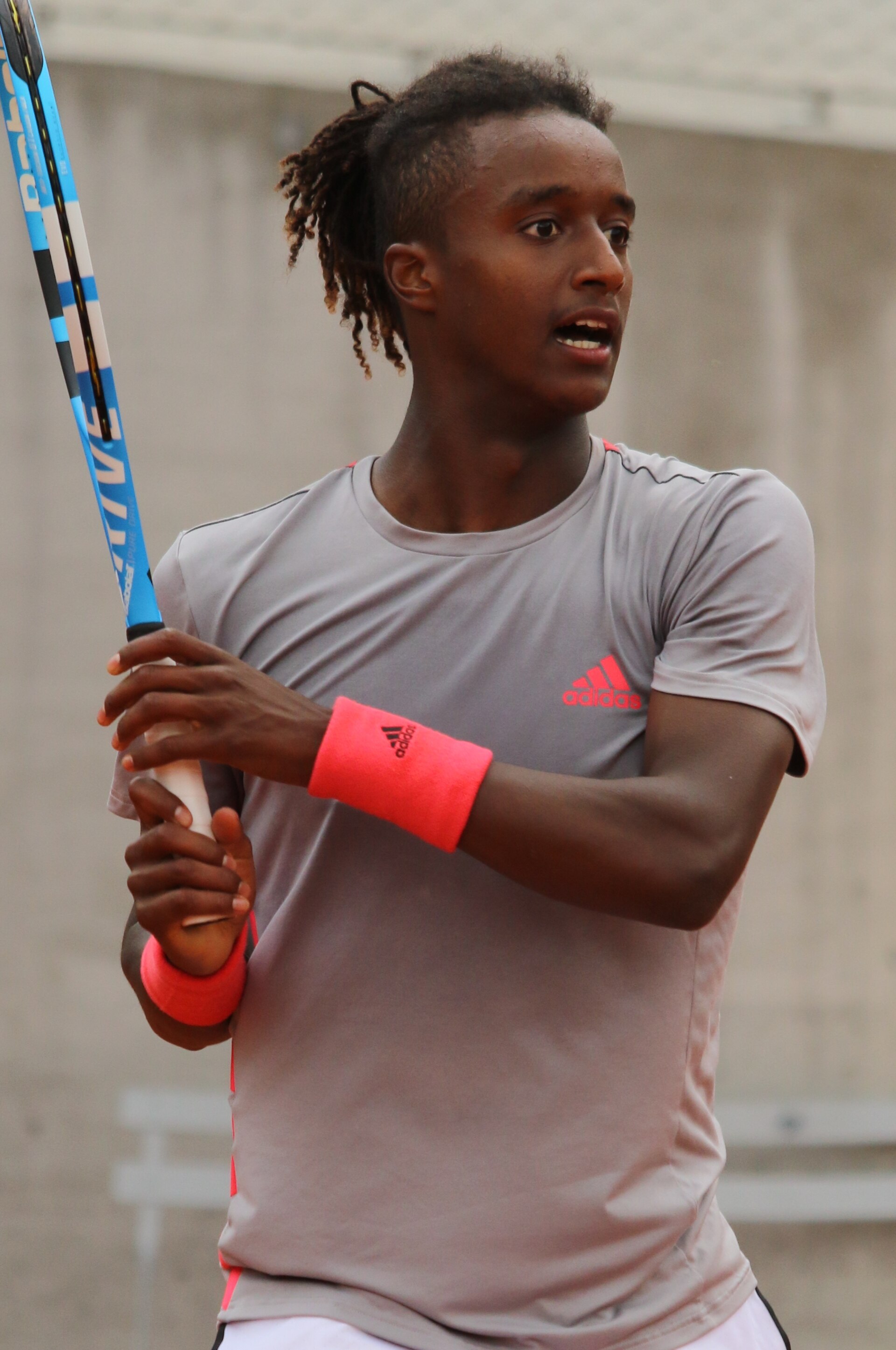 Imagem de referência relacionada a Mikael Ymer, item descrito como tenista sueco