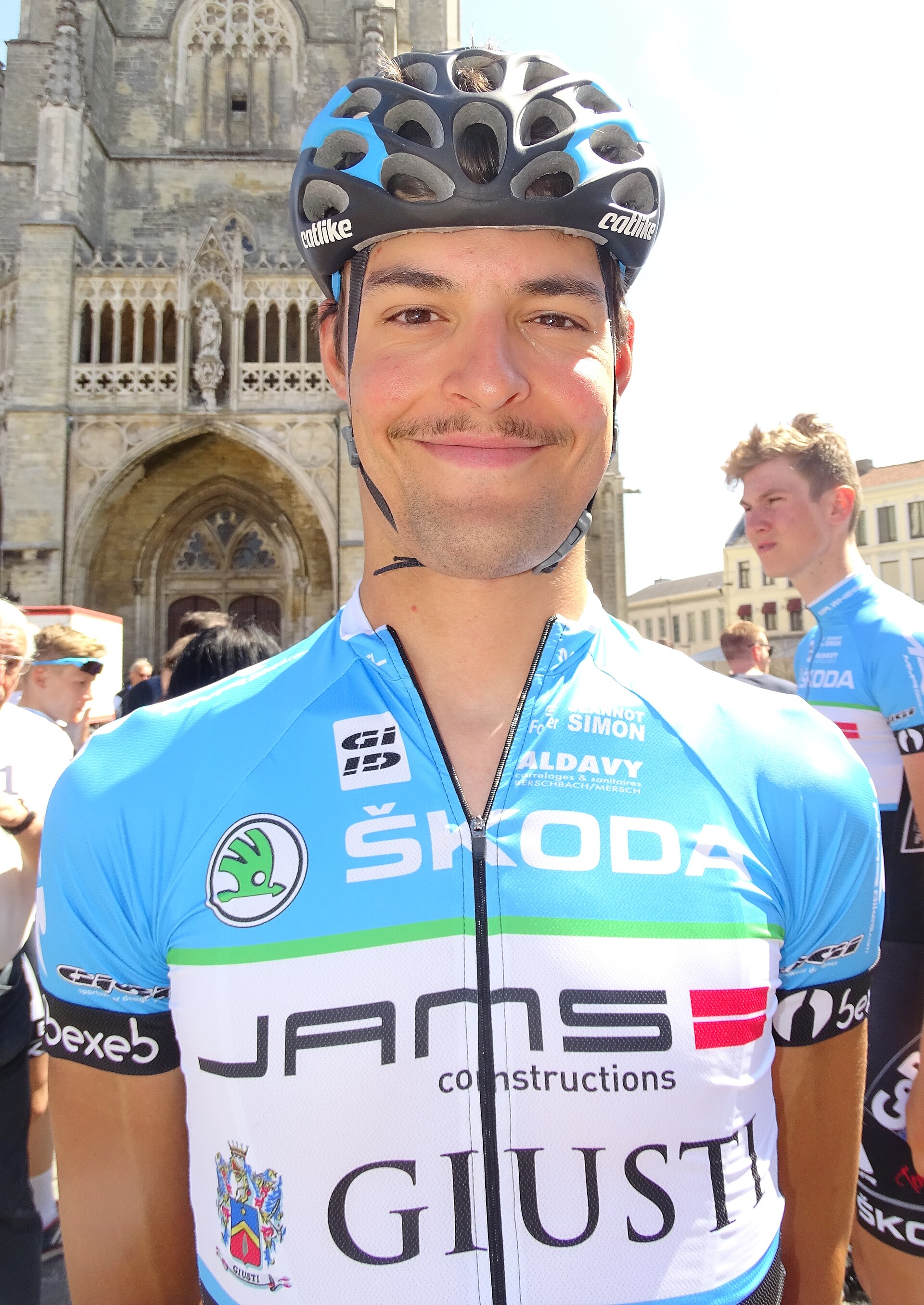 Imagem de referência de Tom Thill, descrito nos dados abertos como ciclista luxemburguês