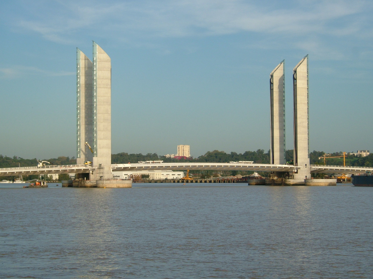 Imagem de referência de Jacques Chaban-Delmas, descrito nos dados abertos como político francês (1915-2000)
