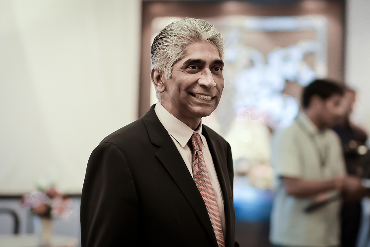 Imagem de referência relacionada a Ashok Amritraj, item descrito como tenista americano