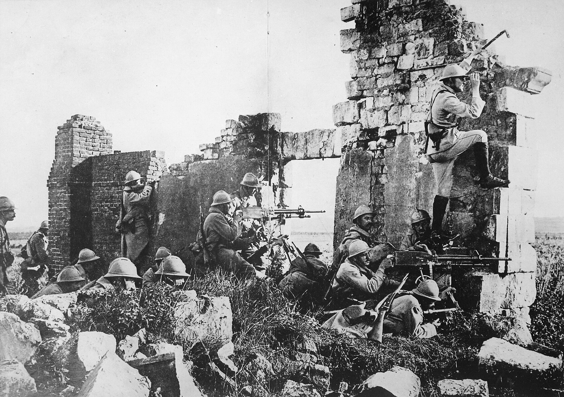 Imagem de referência de Segunda Batalha do Somme, descrito nos dados abertos como batalha lutada nas fases finais da Primeira Guerra Mundial