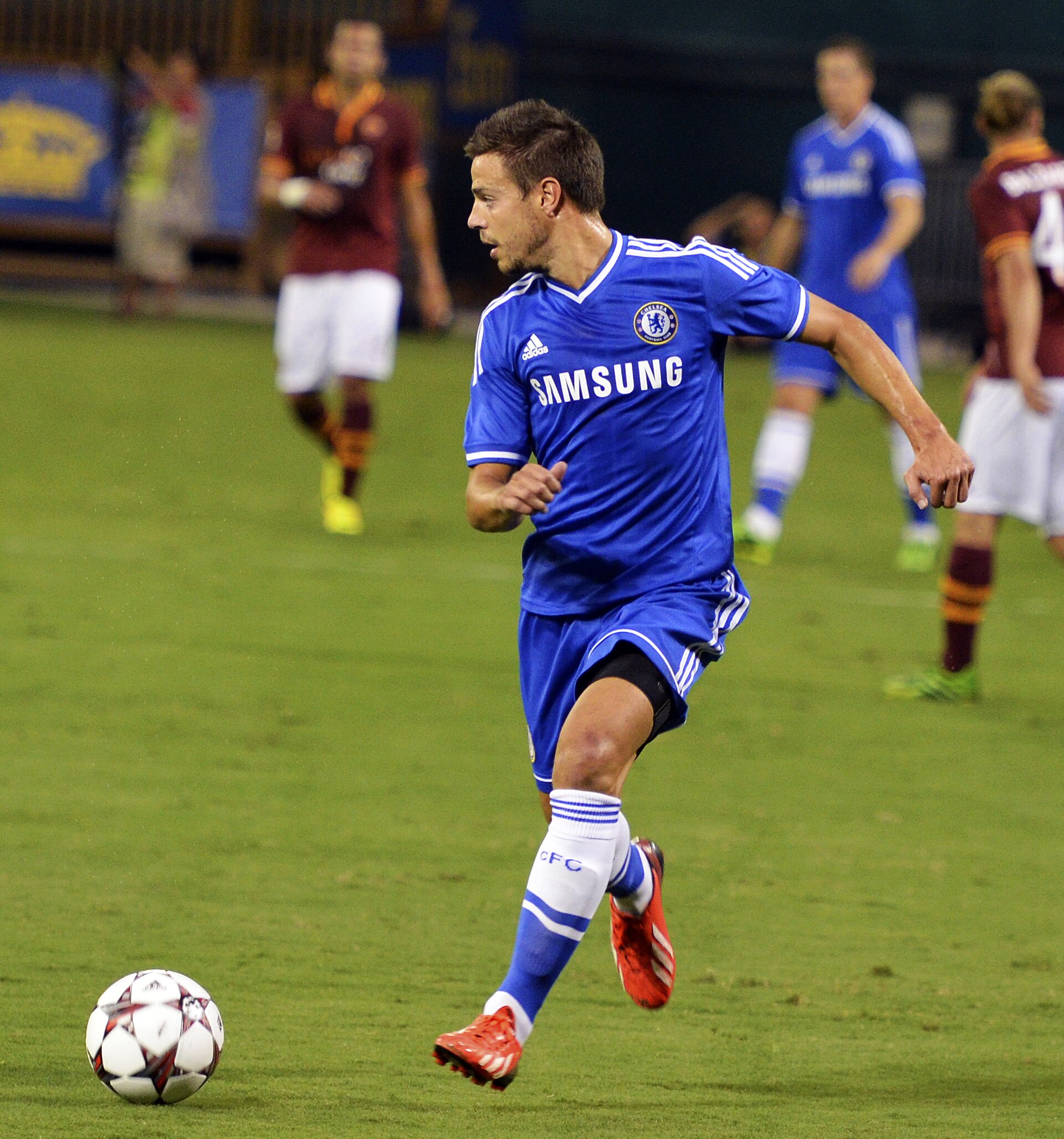 Imagem de referência de César Azpilicueta, descrito nos dados abertos como futebolista espanhol