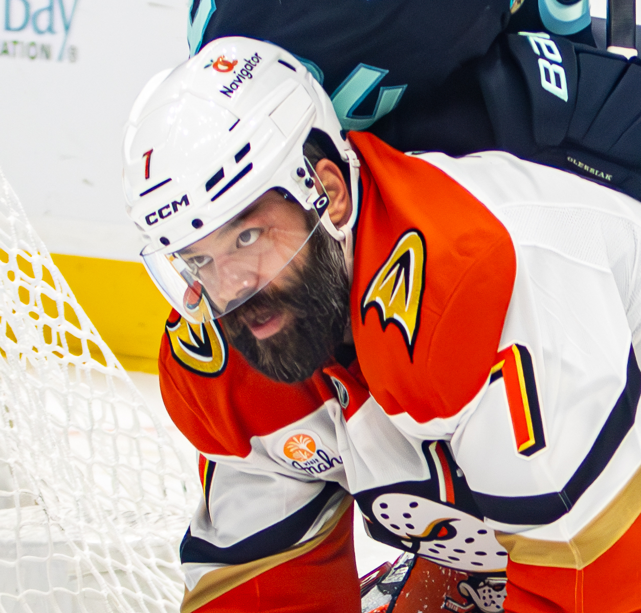 Imagem de referência de Radko Gudas, descrito nos dados abertos como jogador do hoquei de gelo checo