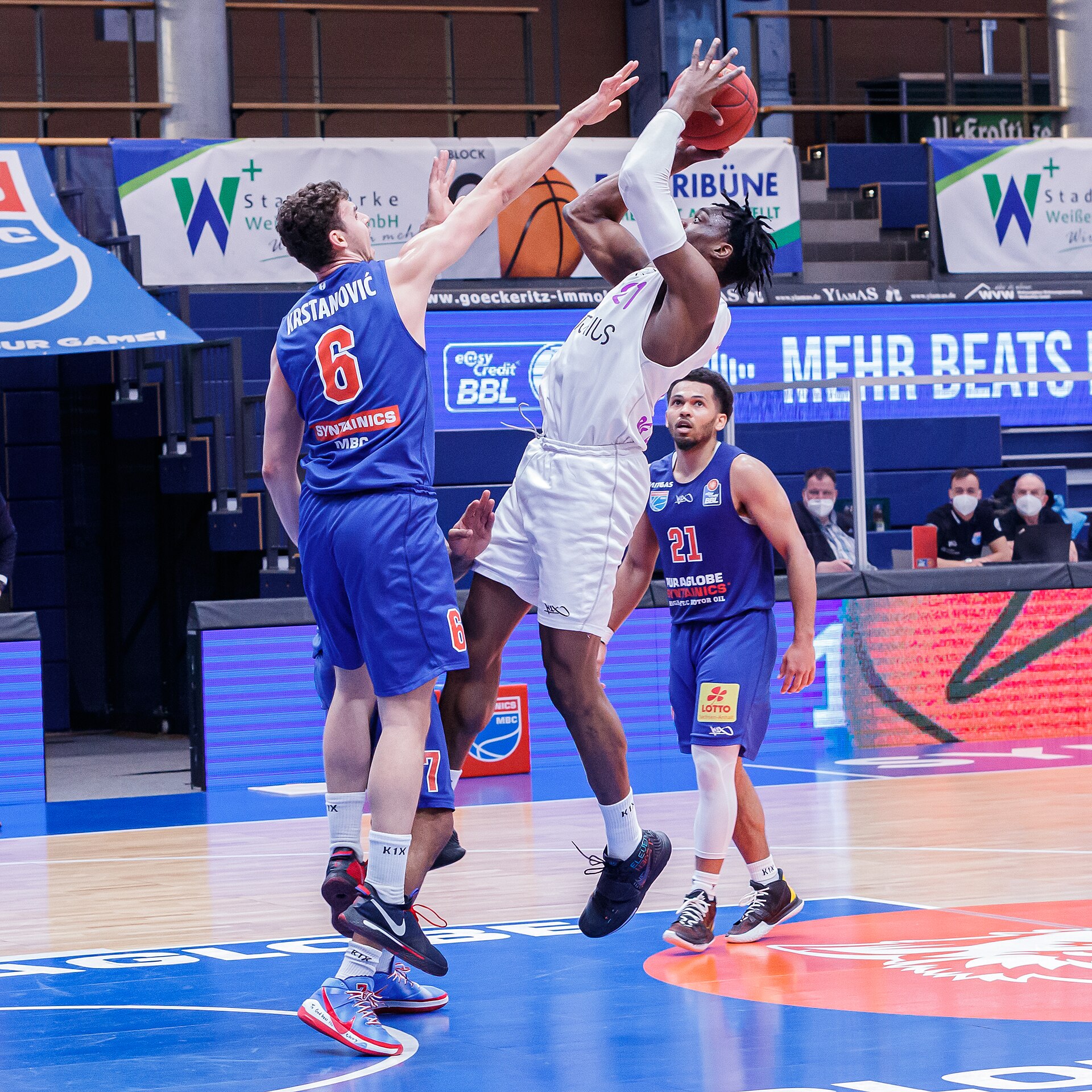 Imagem de referência de Marko Krstanovic, descrito nos dados abertos como jogador de basquetebol alemão