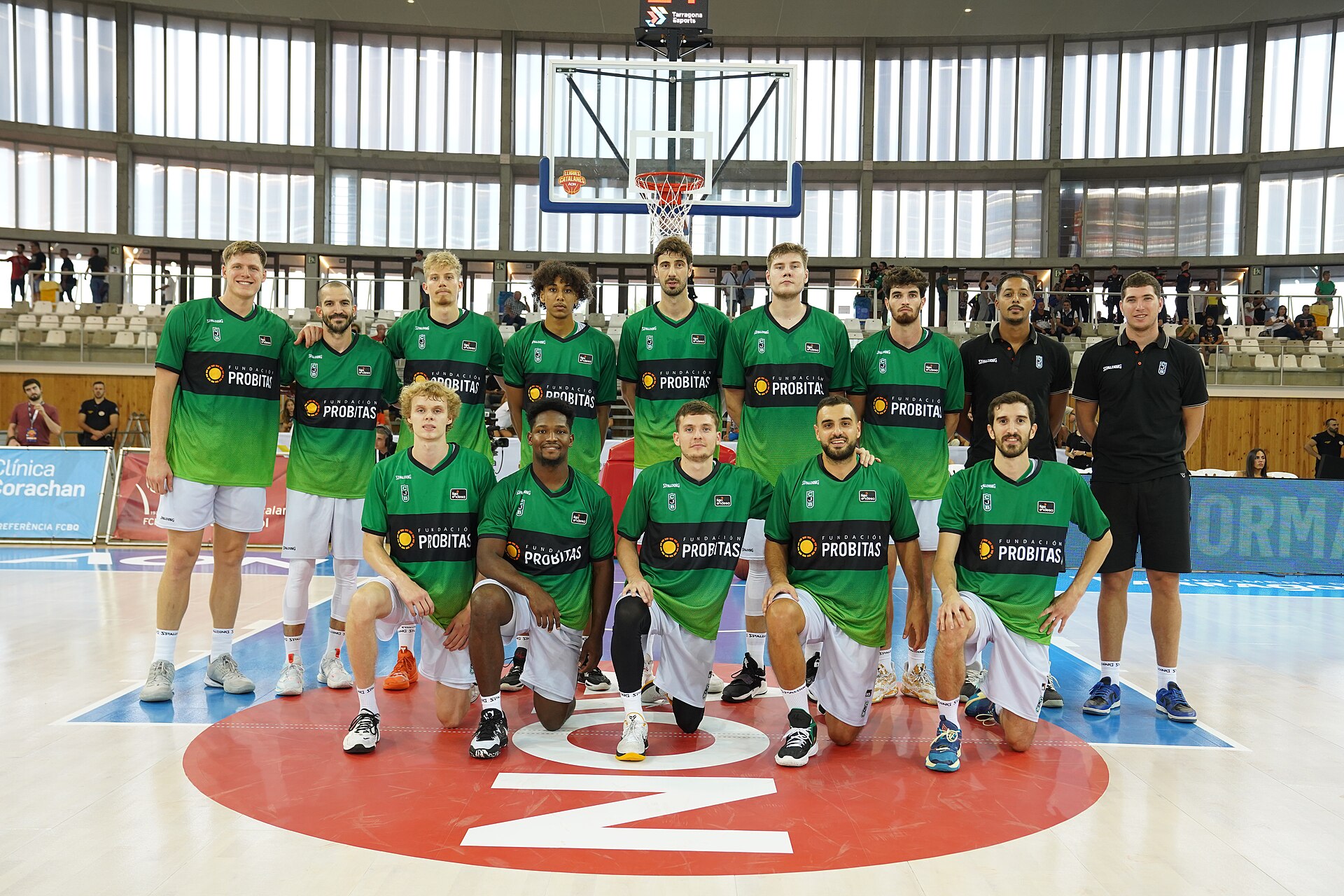 Imagem de referência de Yannick Kraag, descrito nos dados abertos como jogador de basquetebol neerlandês