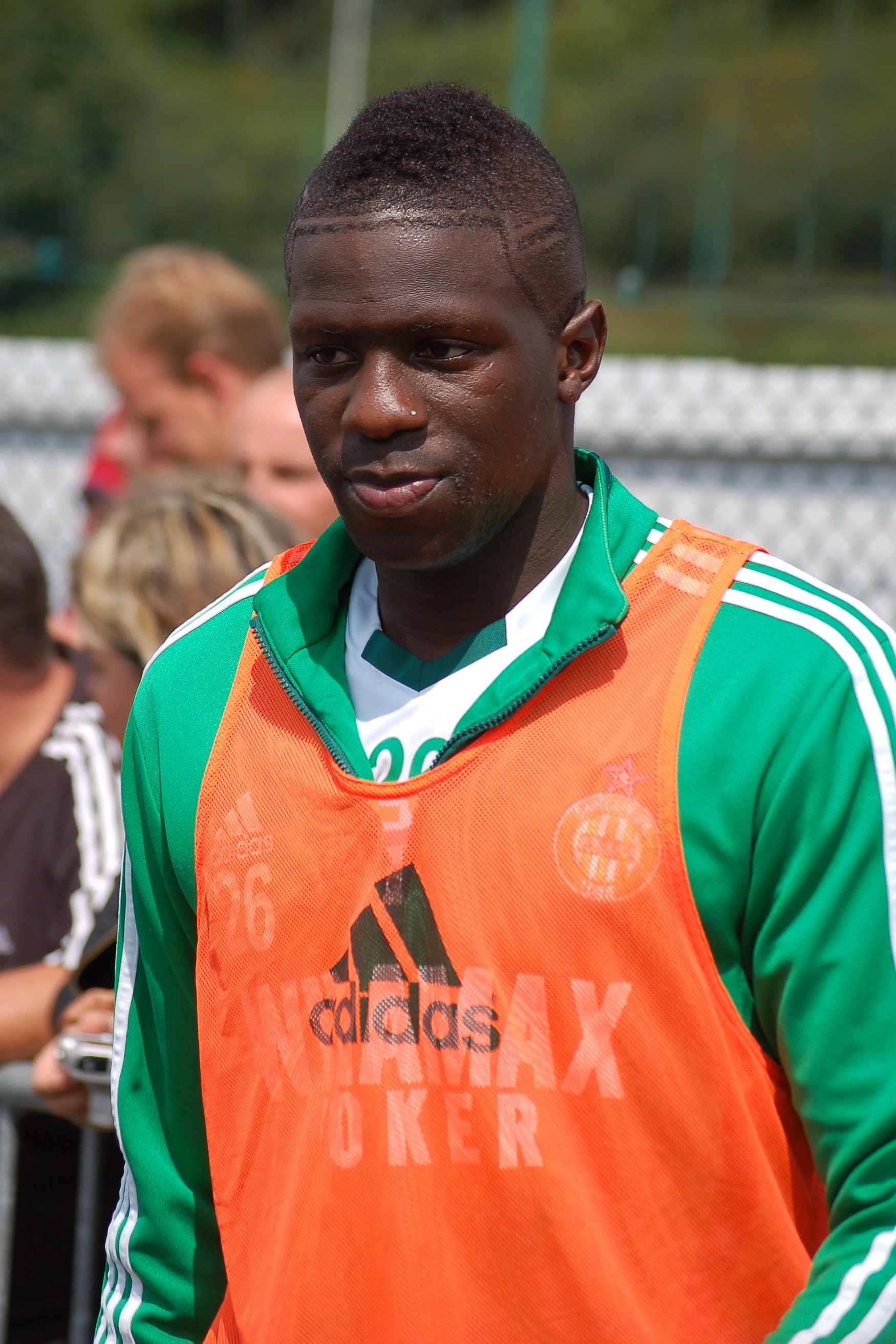 Imagem de referência de Bakary Sako, descrito nos dados abertos como futebolista francês