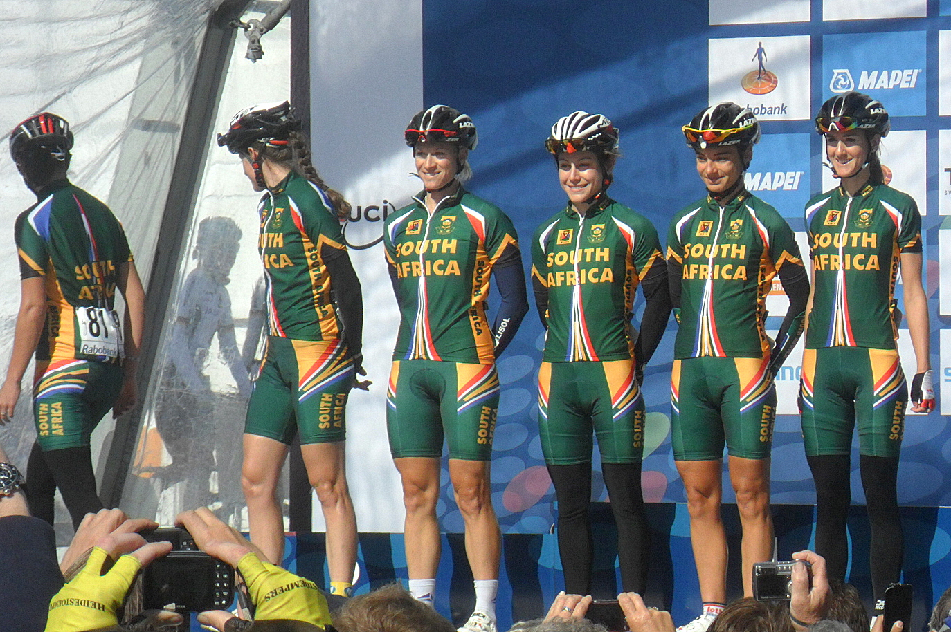 Imagem de referência de Robyn de Groot, descrito nos dados abertos como ciclista sul-africana