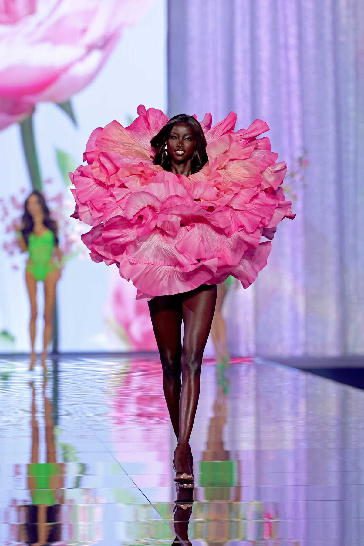 Victoria’s Secret Fashion Show tem 7 brasileiras no casting; saiba quem são