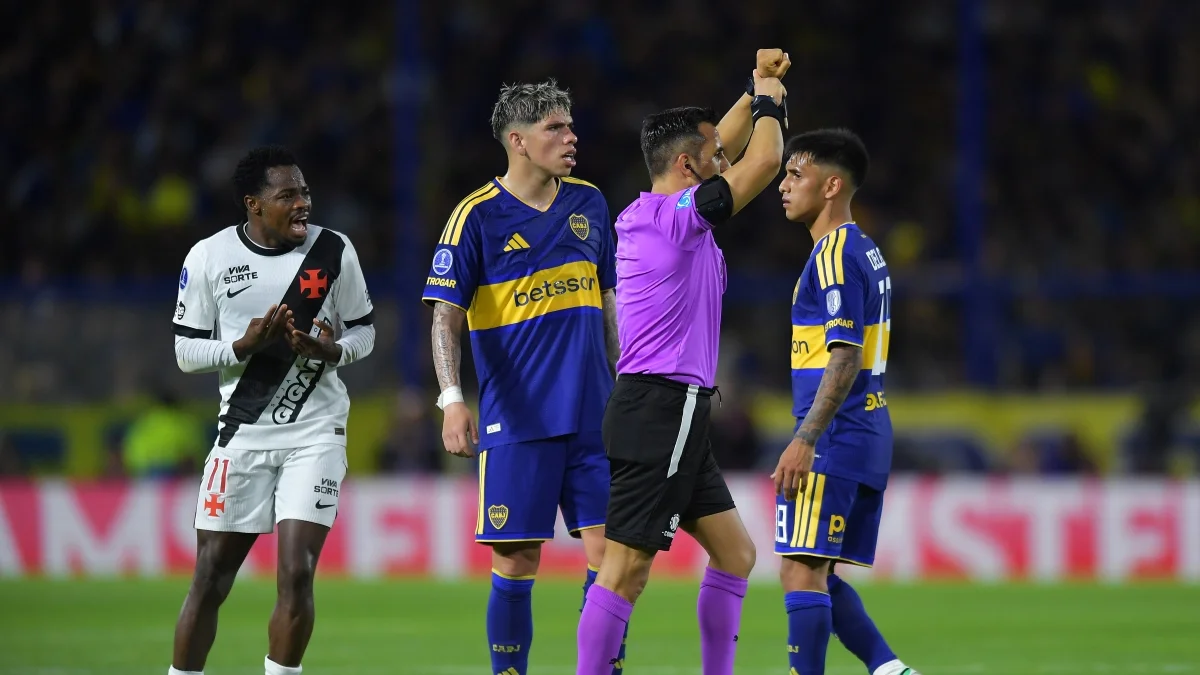 Andrés Gómez, do Vasco, se desculpa após expulsão contra o Boca Juniors
