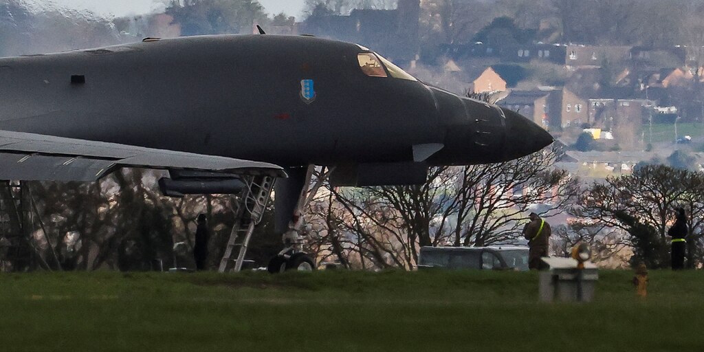 Detiveram no Reino Unido dois suspeitos por seus vínculos com o Irã após o incidente na base aérea de Fairford