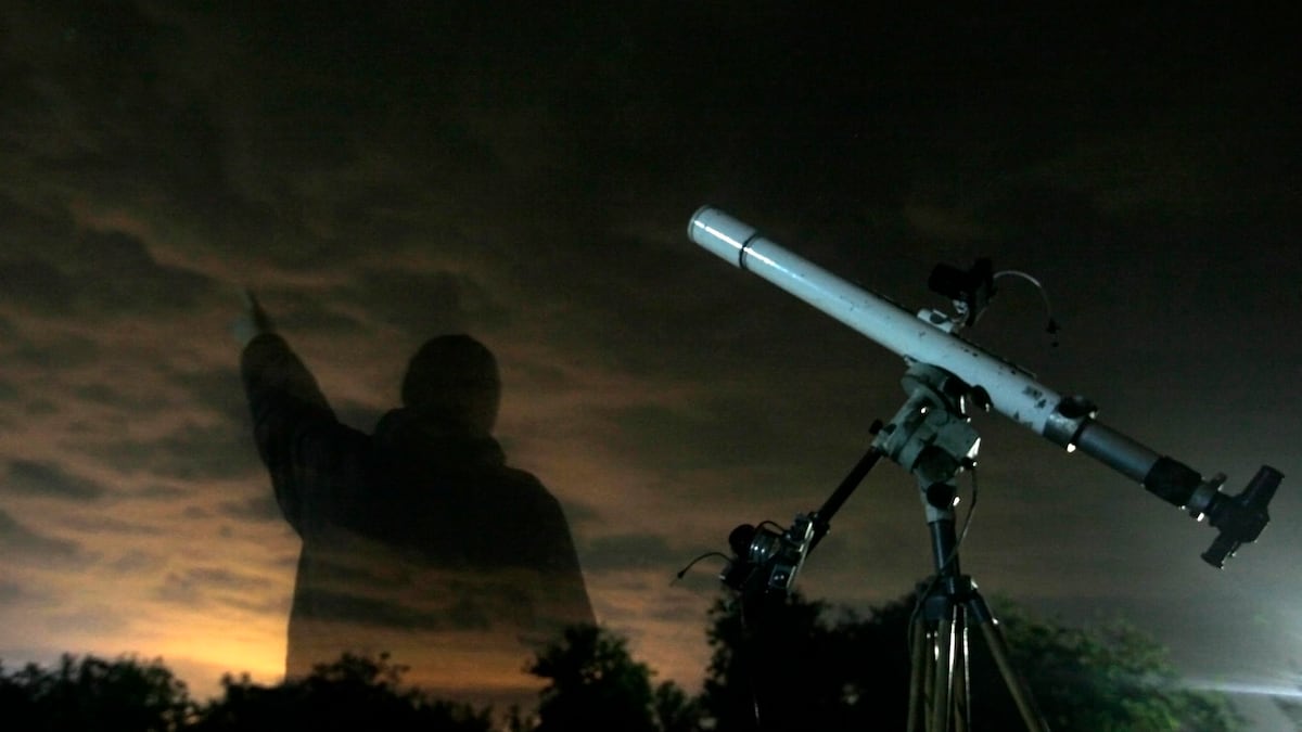 How to watch the Orionid meteor shower as it peaks overnight Wednesday