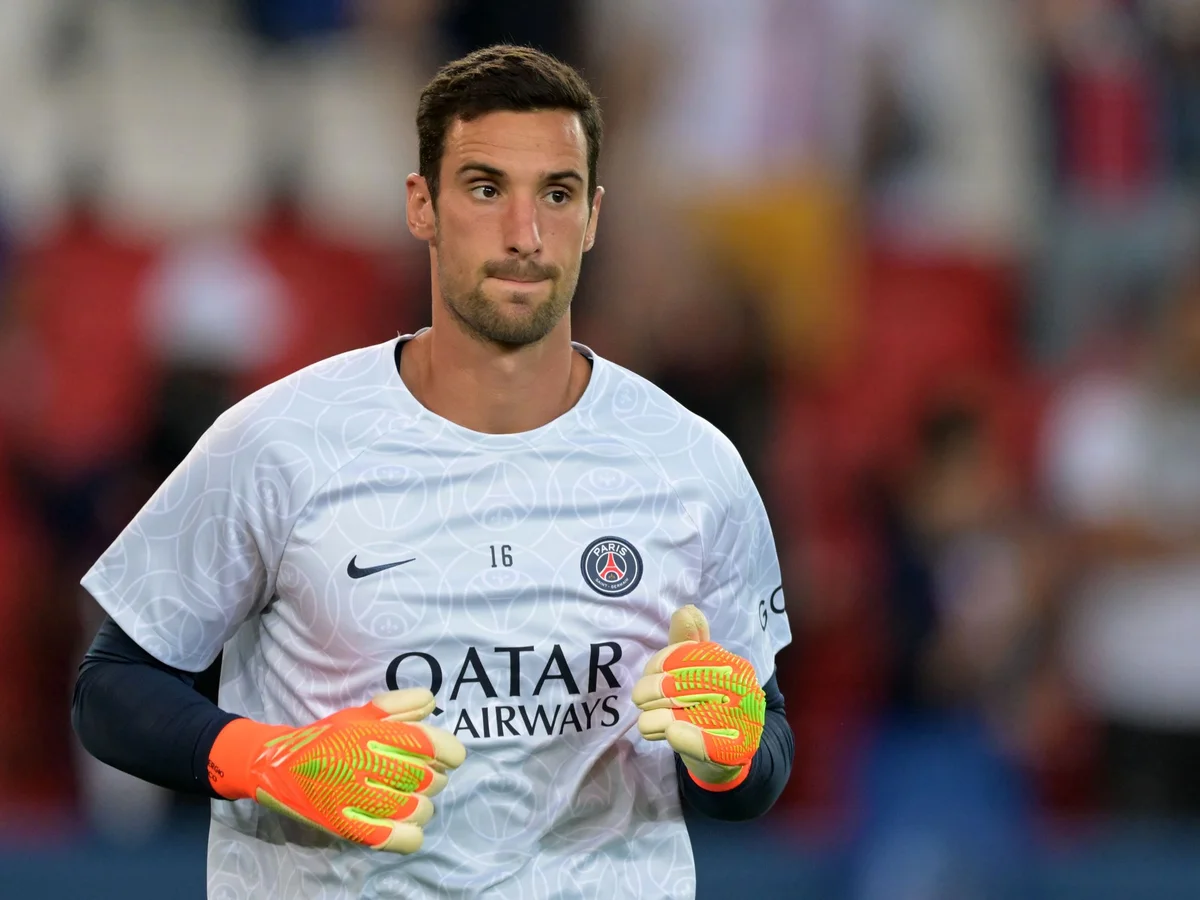 Ex-PSG é amarrado por assaltantes armados durante invasão na Espanha