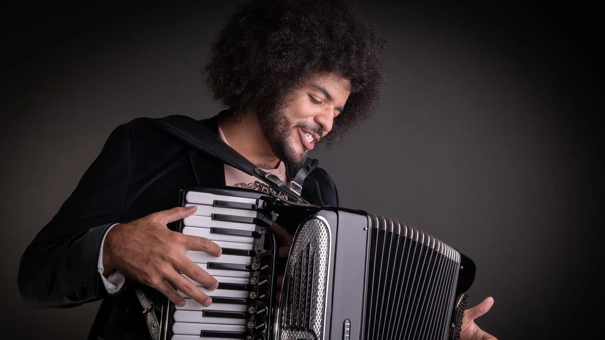 Amigo de João Gomes, Mestrinho critica cobrança por posicionamento político