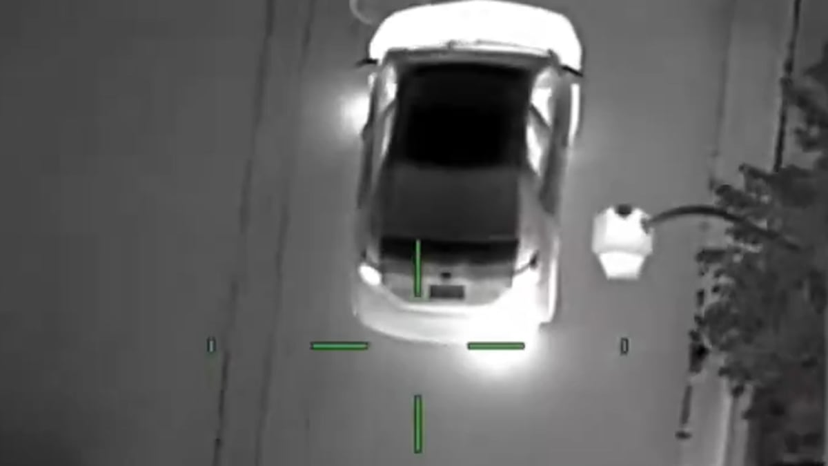 Impaired teen driver nearly hit pedestrian while driving on rims, arrest captured on video: Toronto police