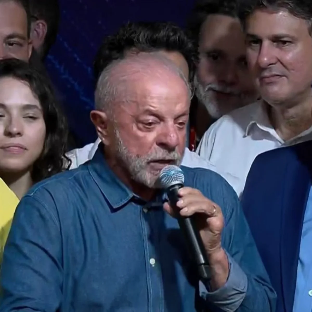 Lula fala em regular redes e que eleição foi derrota para o negacionismo