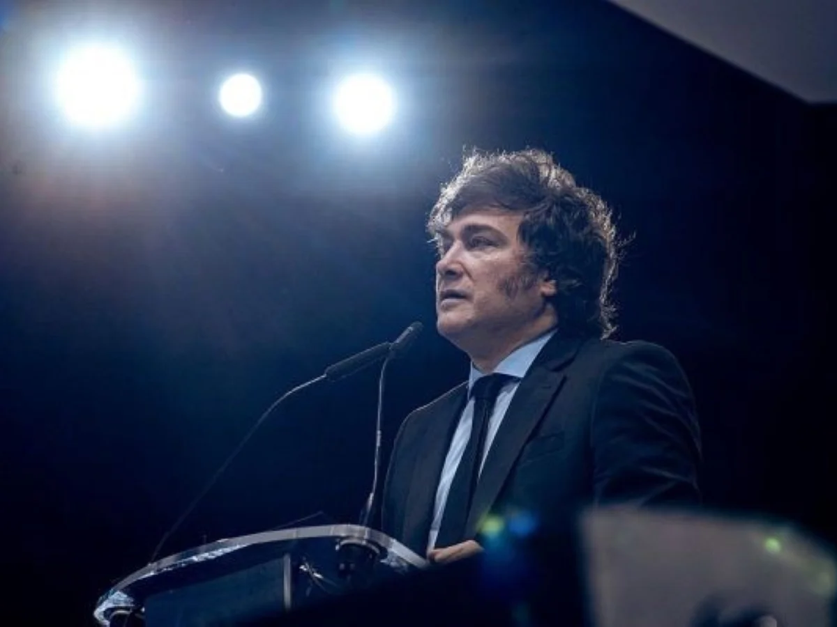 Argentina diz não haver registro de entrada de Flávio Bolsonaro no país