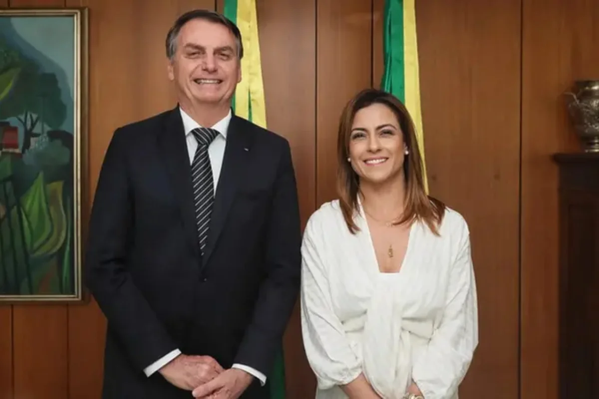 Imagem colorida, Soraya e ex-presidente Jair Bolsonaro Metrópoles