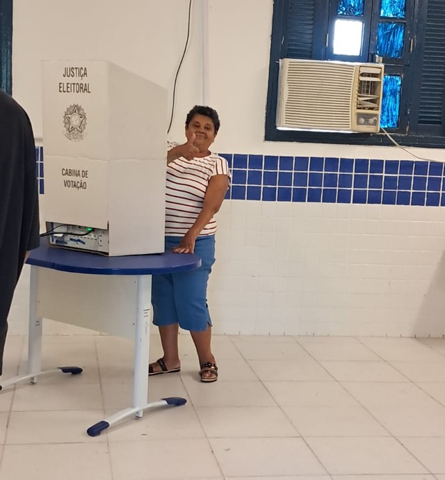 'Fui votar para fazer a diferença': com a menor abstenção em 20 anos, empenho dos idosos vira trunfo na virada de Lula