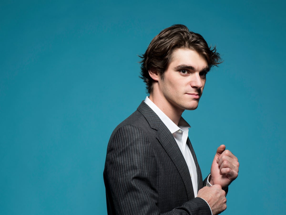 RJ Mitte, ator mais conhecido pelo papel em Breaking Bad, morre aos 34 anos