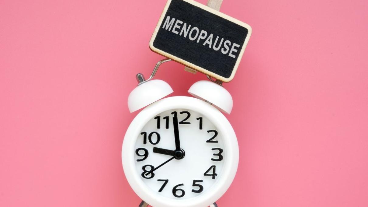 ¿A qué edad empieza la menopausia? No siempre la falta de menstruación es la primera señal
