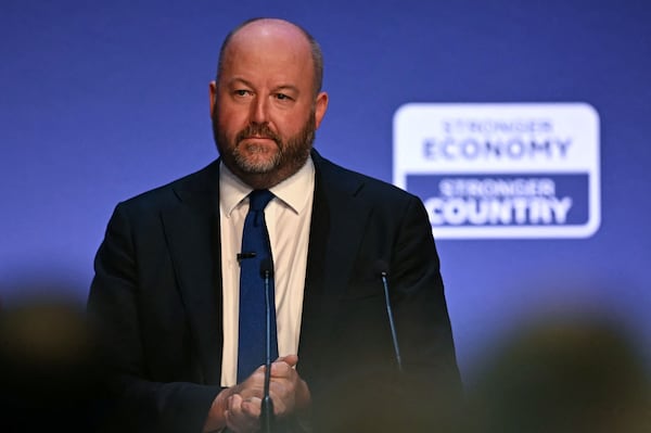 Esquema de liberação antecipada de presos do governo britânico impulsionado por IA