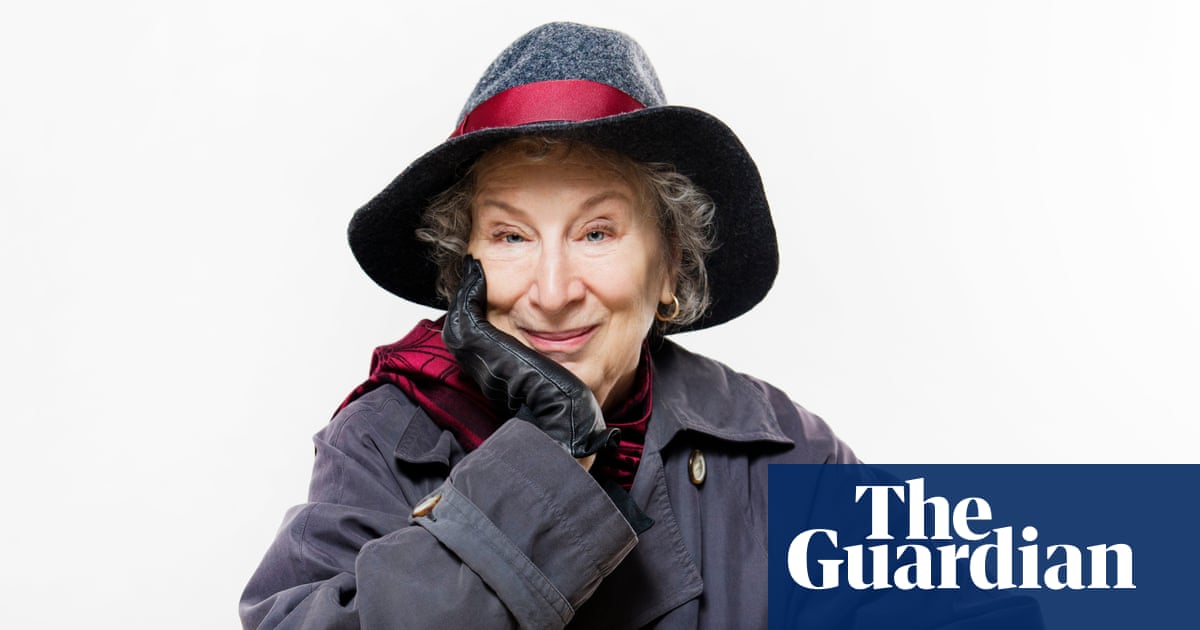 Resenha do livro de áudio Book of Lives, de Margaret Atwood: um memoir com humor seco