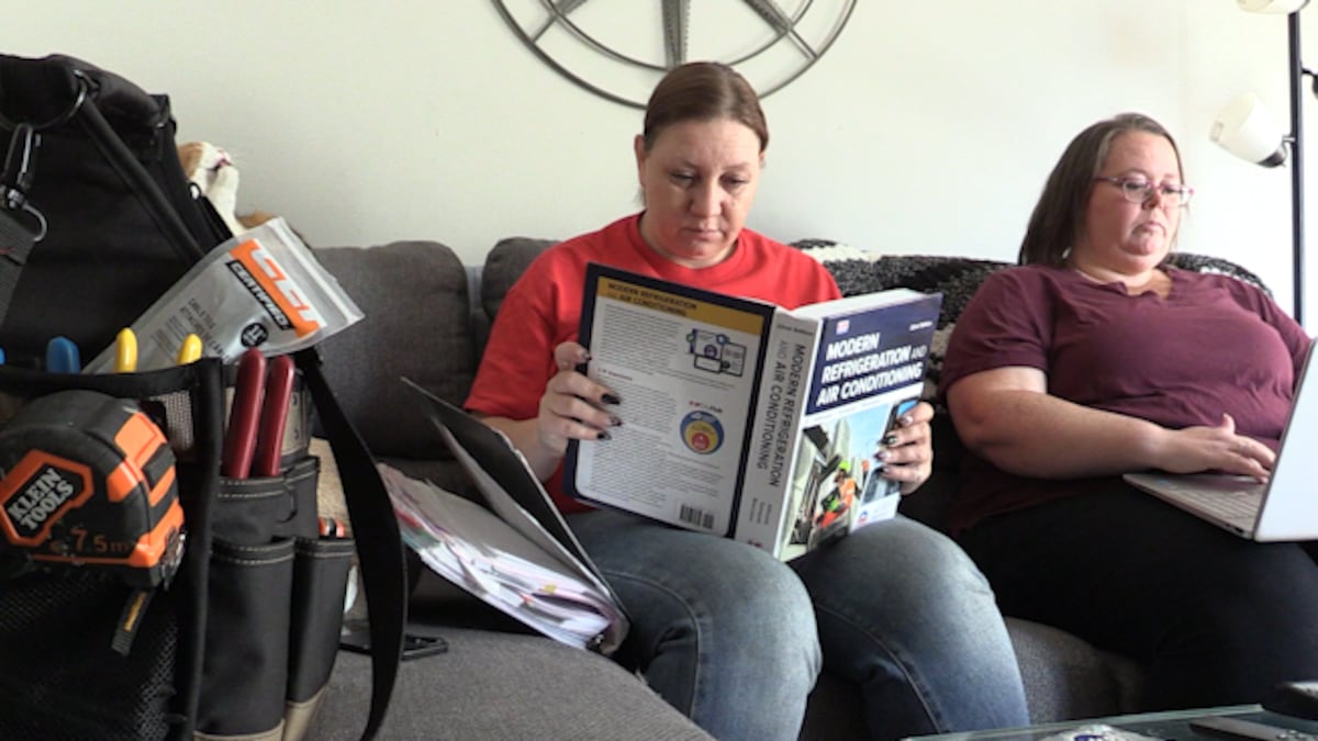 “I can’t continue school”: Private college students may have to wait until new year for OSAP freeze to end