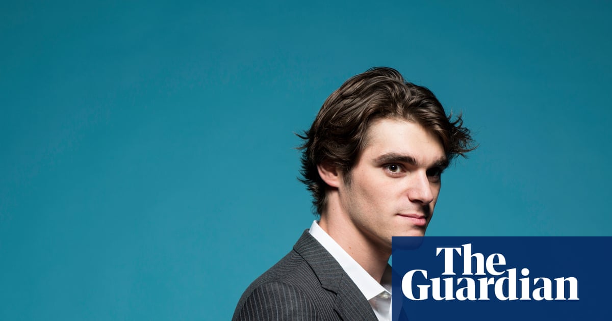 RJ Mitte, ator mais conhecido pelo papel em Breaking Bad, morre aos 34 anos