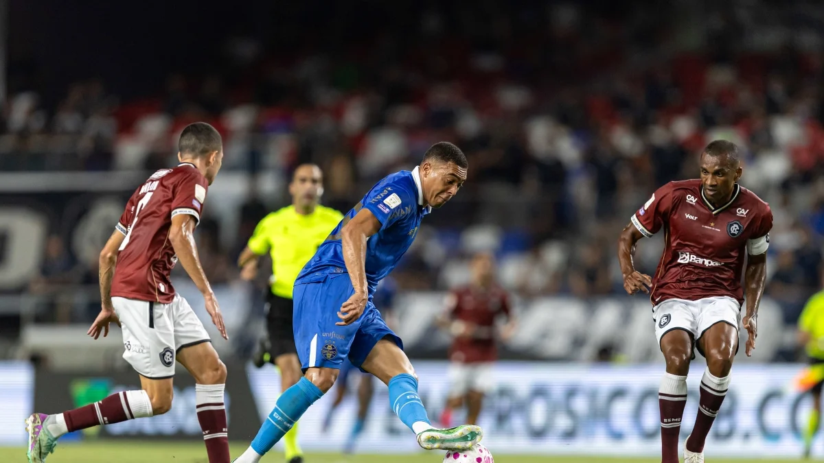 Remo faz gol no fim e empata com o Grêmio pelo Campeonato Brasileiro
