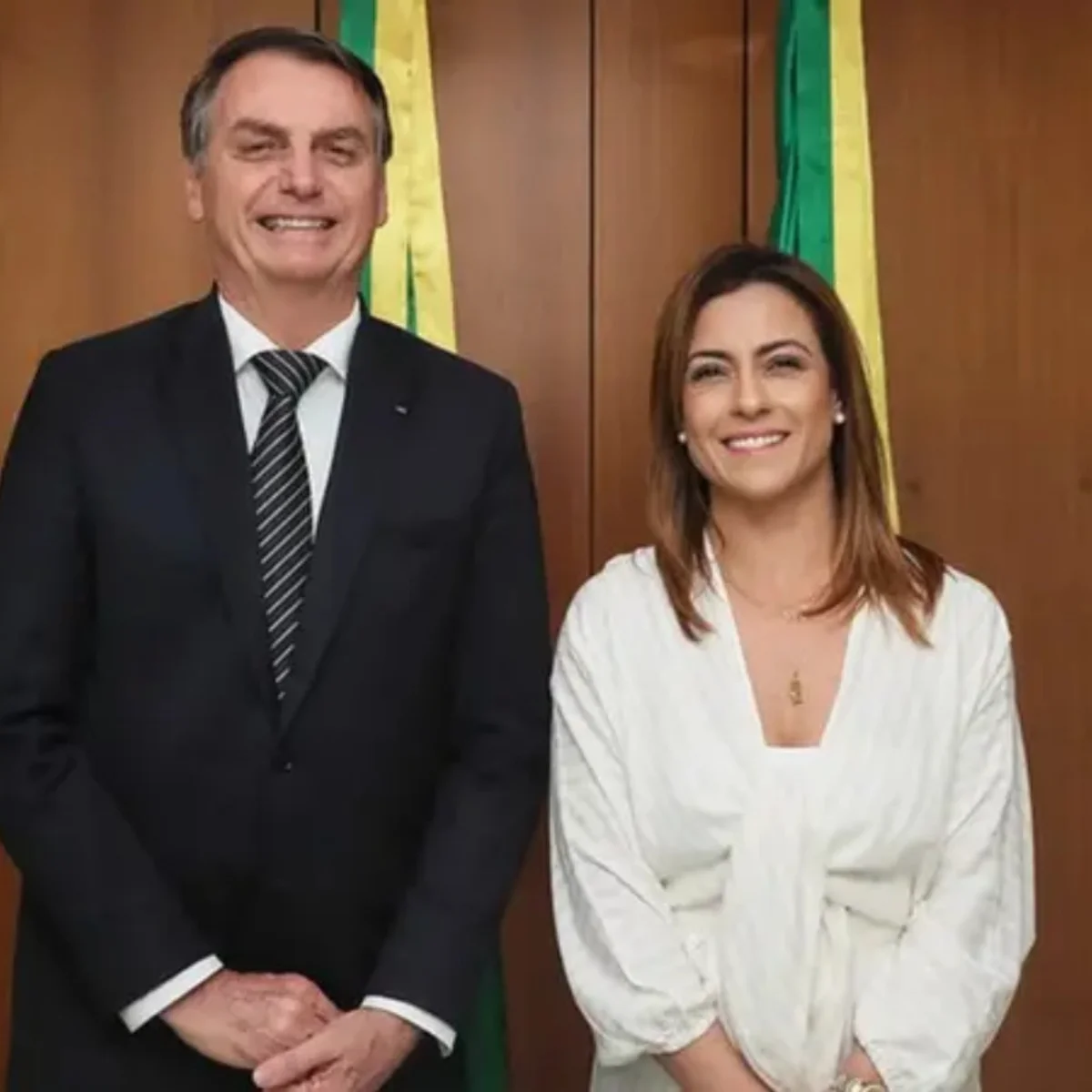 Soraya diz que Bolsonaro usou transição de gênero do filho para ameaçá-la