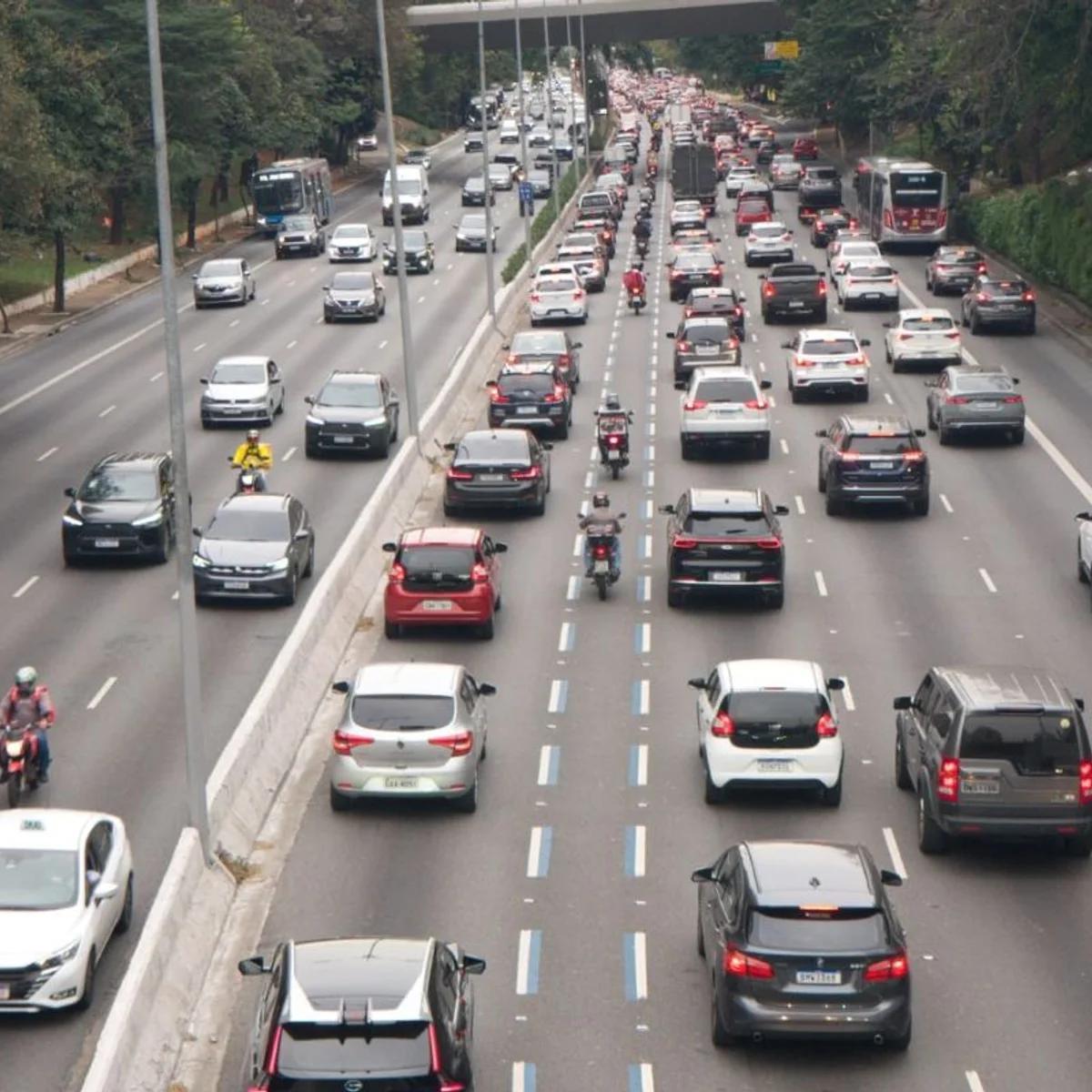 São Paulo suspende rodízio de veículos durante feriado de segunda-feira