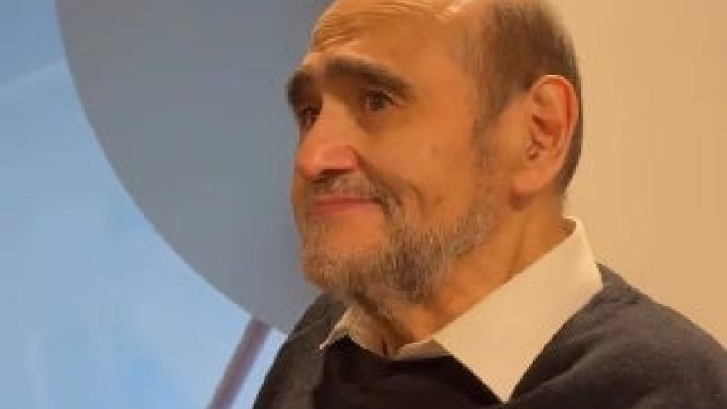 Édgar Vivar prepara su testamento antes de cirugía de coluna: "Tudo está friamente calculado"