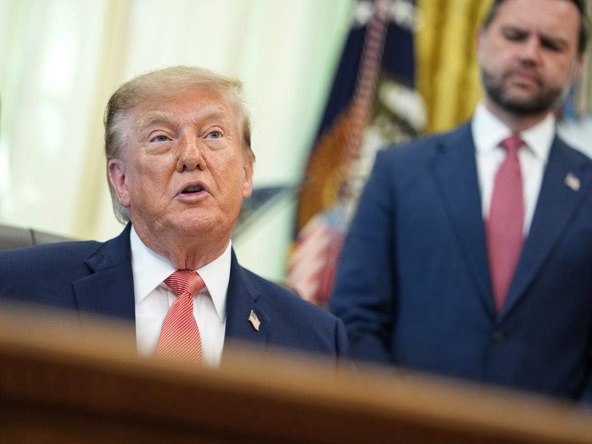 Trump sugere que poderia ser o 'árbitro' no esquema de denunciantes contra fraudes do DoJ